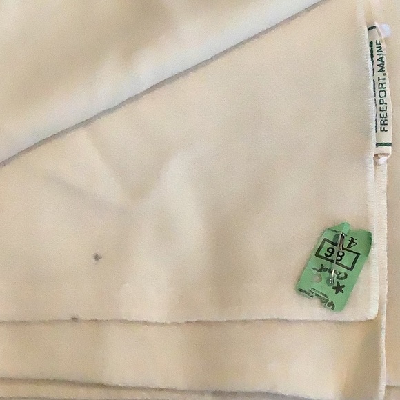 L.L.Bean Freeport, Maine cream wool throw blanket - Picture 4 of 12